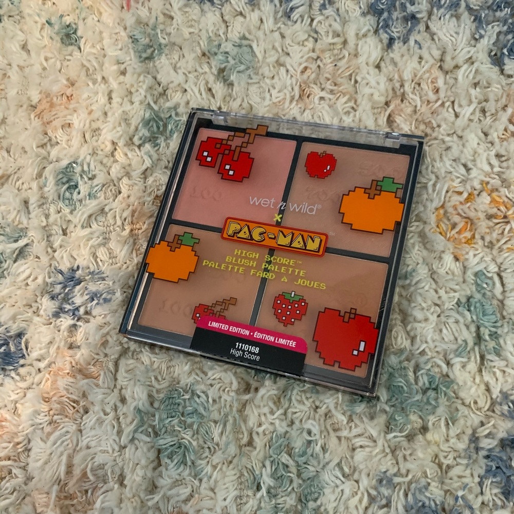 LIMITED EDITION Wet n Wild PAC-MAN Blush Palette